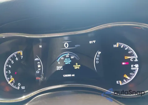 2020 Jeep Grand Cherokee Limited 4X4 z USA, uszkodzony, nr VIN 1C4RJFBG3LC116667